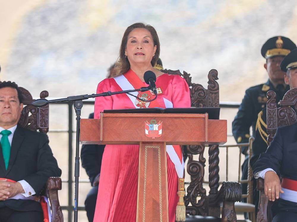 Dina Boluarte es destituida como presidenta de Perú