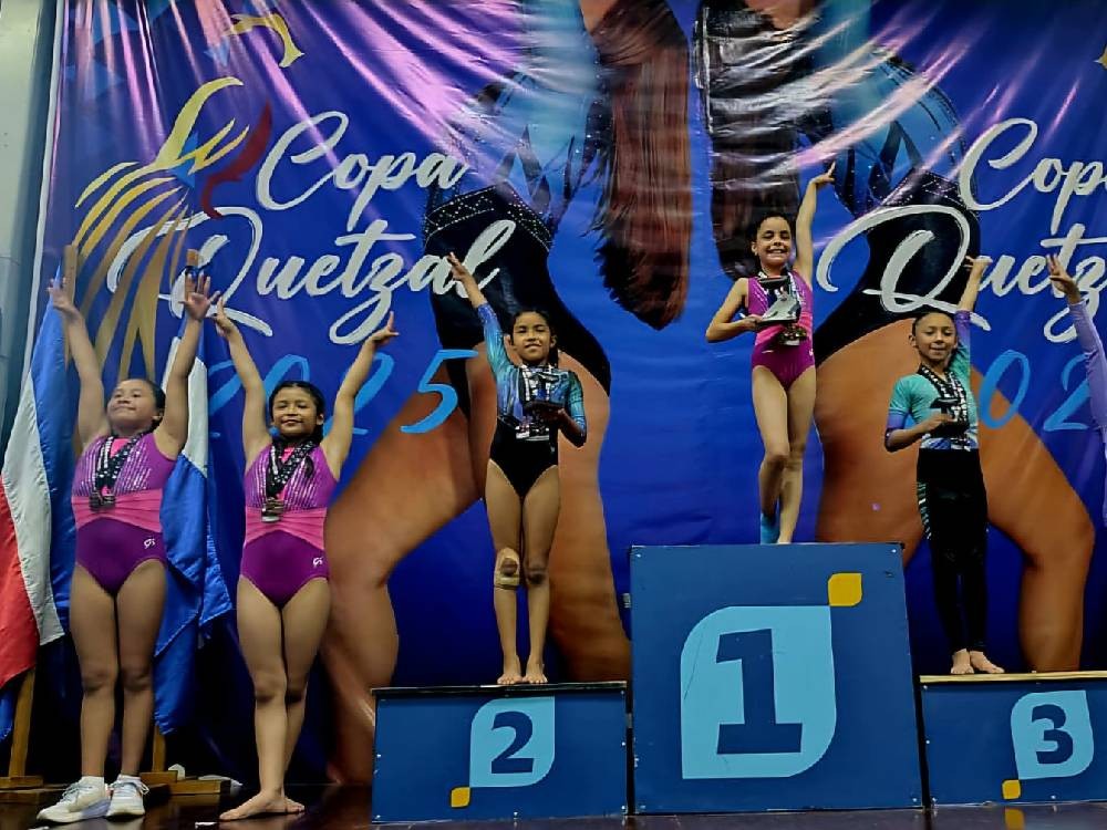 Dos atletas quetzaltecas se coronan campeonas internacionales en la Copa Quetzal de Gimnasia