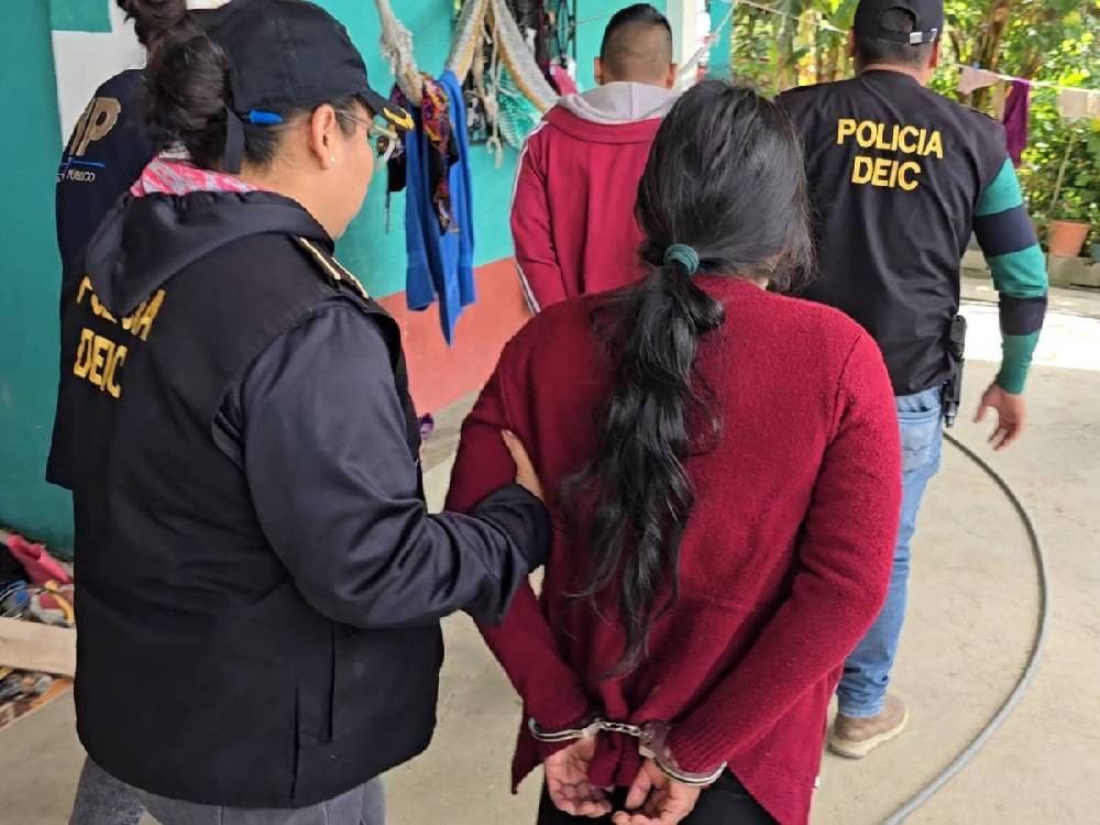 Dos detenidos y la incautación de armas y dinero dejan operativo en Huehuetenango