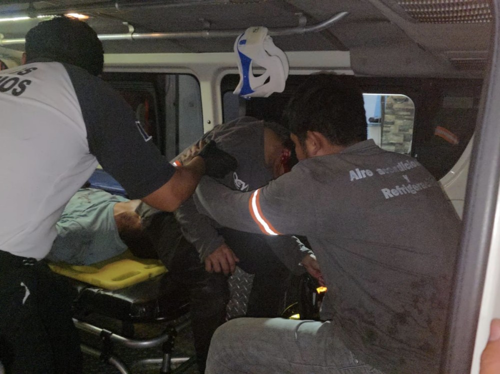 Dos hombres fueron baleados cuando comian en un negocio de Mazatenango