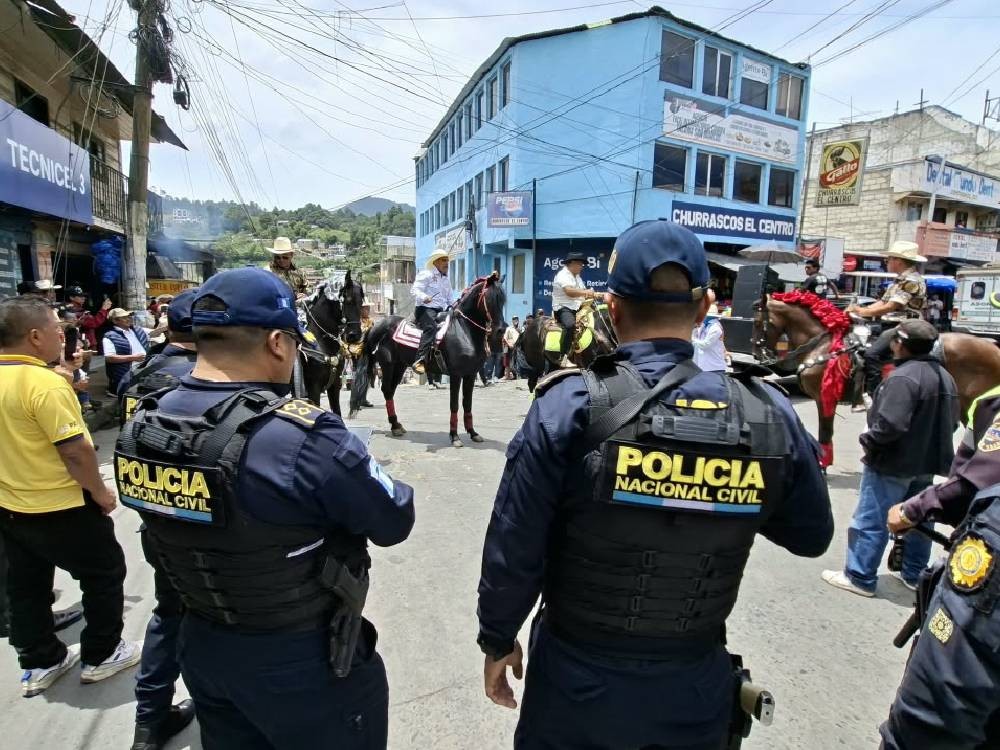 Ejecutan capturas durante desfile hípico en Tacaná, San Marcos 
