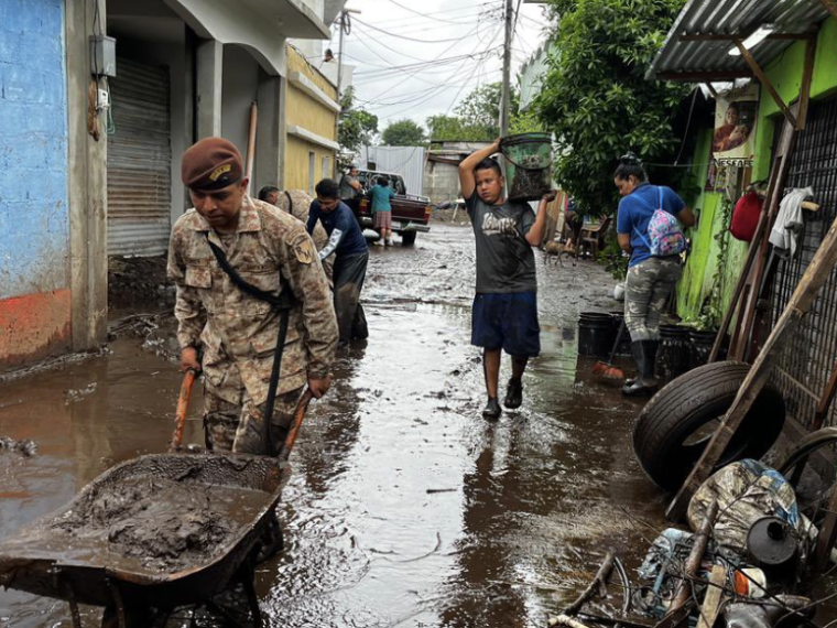 Ejército ha atendido 354 emergencias durante la temporada de lluvias