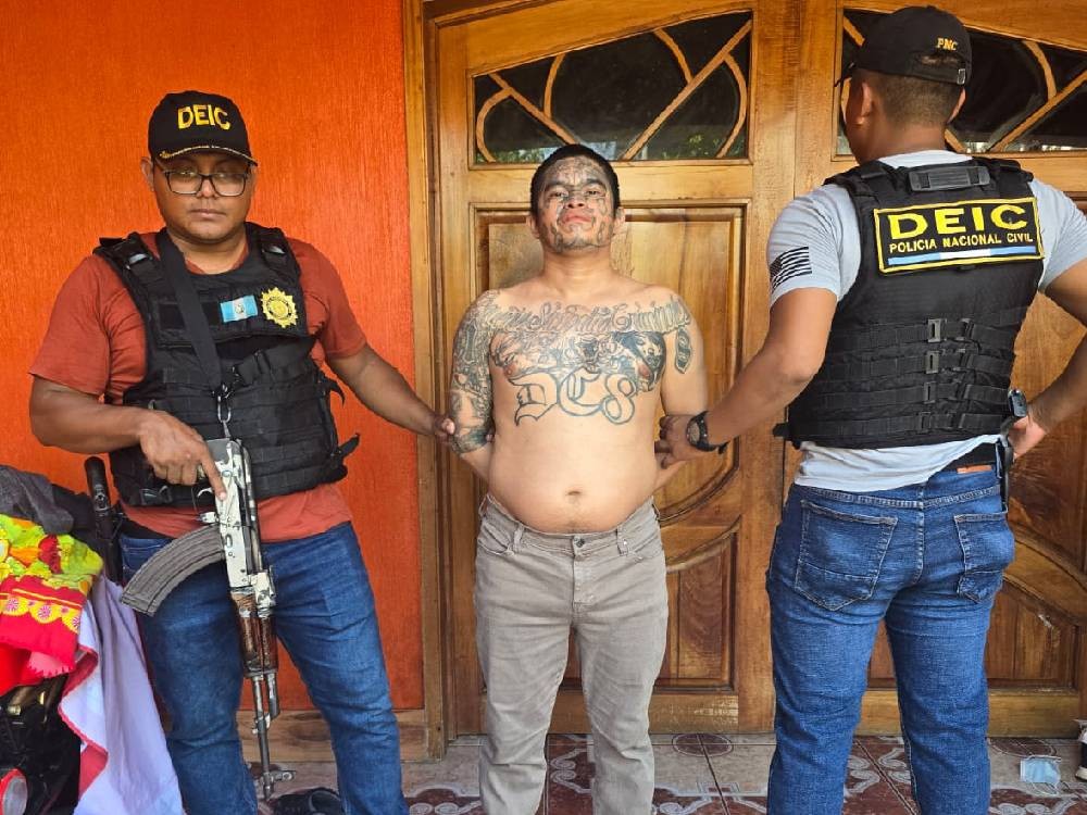 “El Enano”, integrante del Barrio 18, es capturado en Coatepeque