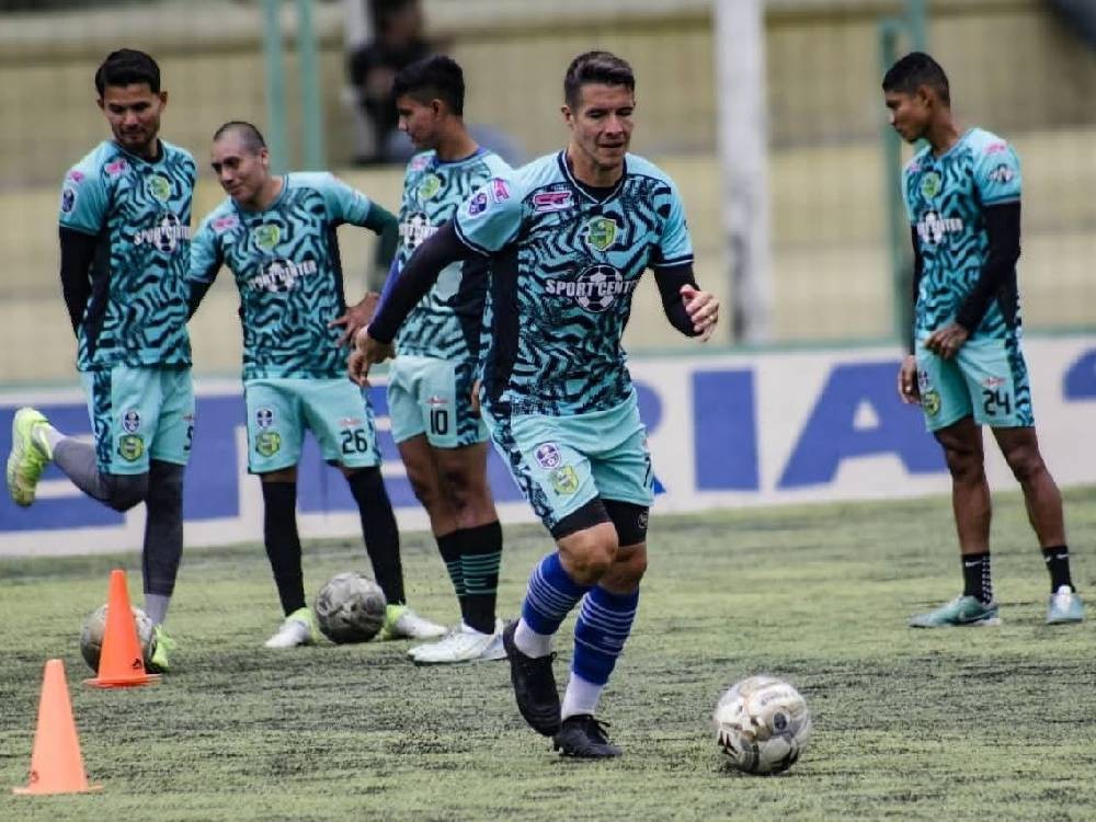 El estadio David Herrera Mauricio se viste de gala para el derbi huehueteco 