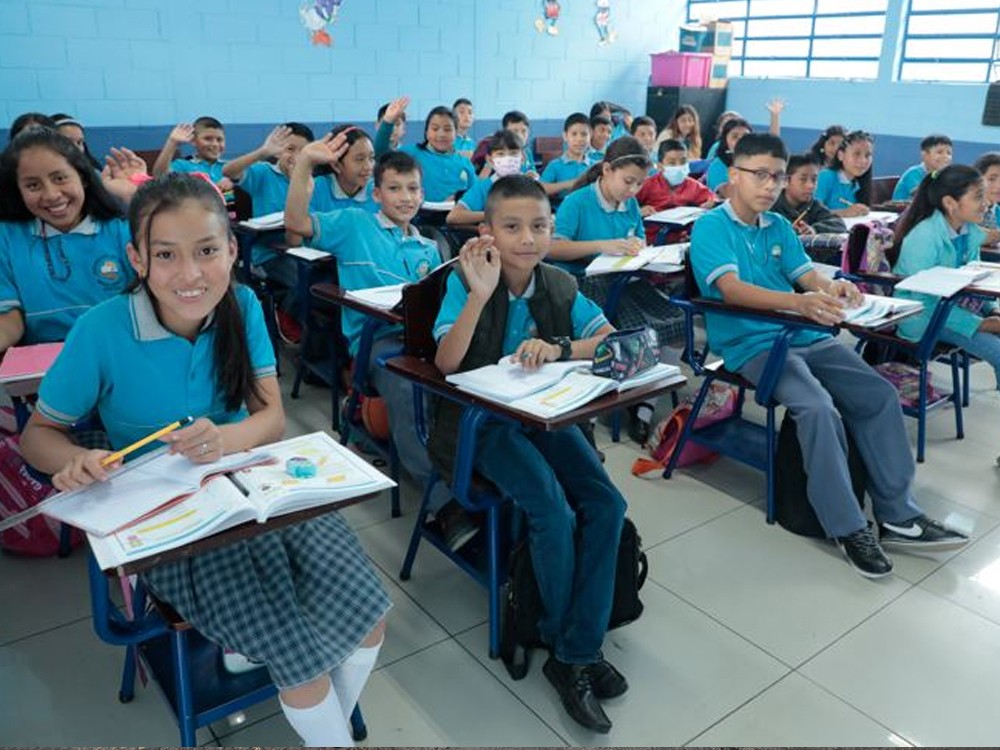 El Mineduc anuncia reanudación de clases a nivel nacional 