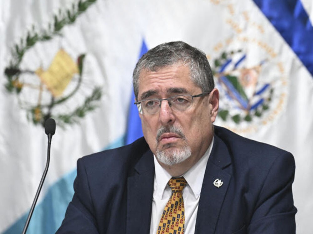 El presidente electo, Bernardo Arévalo pide a Alejandro Giammattei vetar el presupuesto 2024 