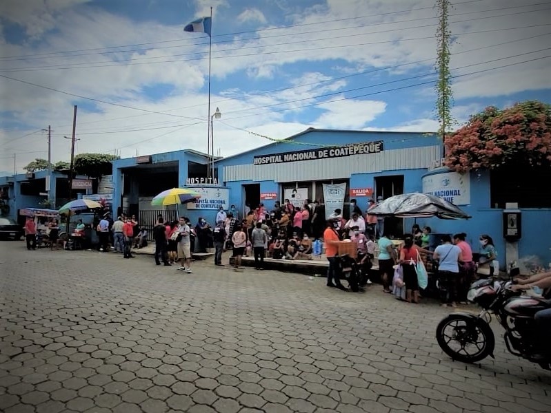 En el Hospital de Coatepeque realizan pequeña cirugía a paciente sin aplicar anestesia