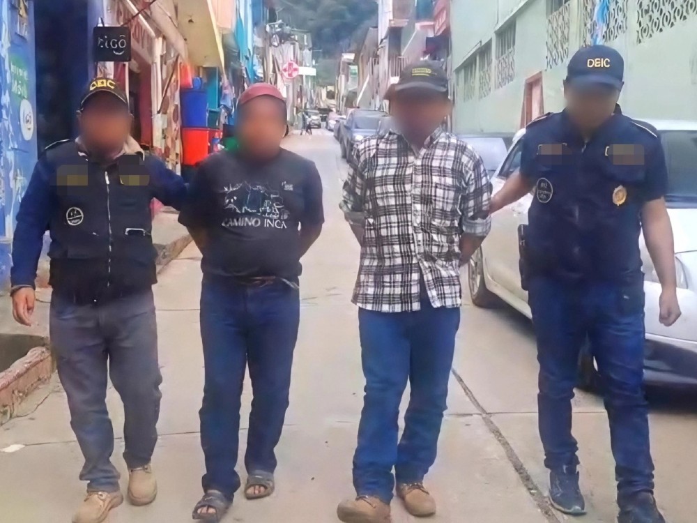 En Huehuetenango capturan a padre e hijos sindicados de violación