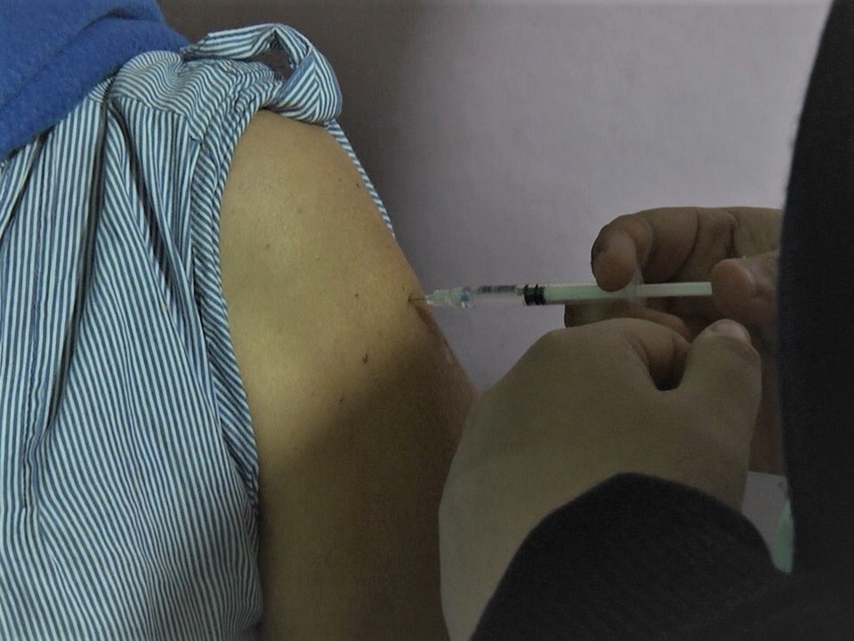 En medio de la sexta ola de contagios, la población no puede vacunarse contra Covid-19