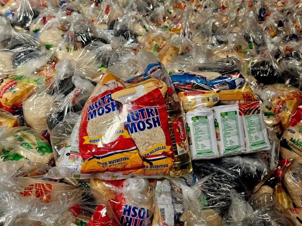 Entregan alimentación a escuelas que no cuentan con Organización de Padres de Familia en San Marcos