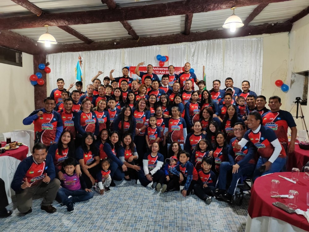 Equipo de atletismo celebra su séptimo aniversario