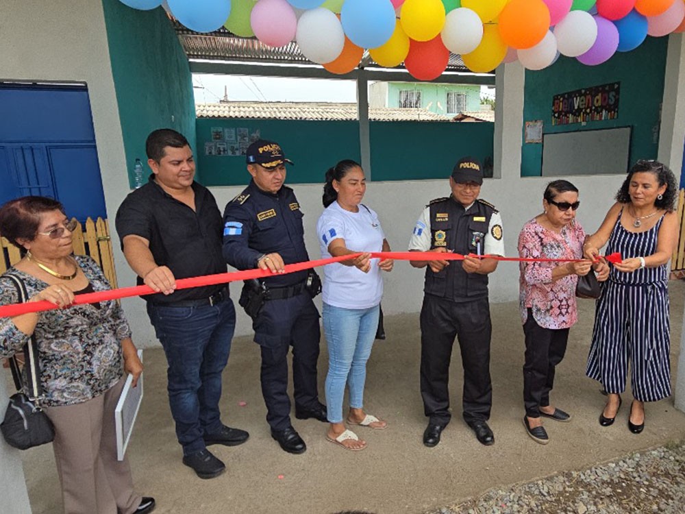 Escuela de Mazatenango es beneficiada con la construcción de aulas