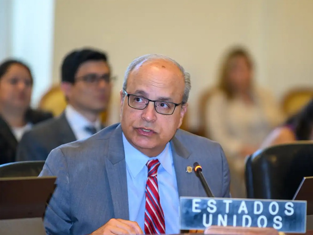 Estados Unidos pide cese inmediato de acciones que socavan la transición de poder 