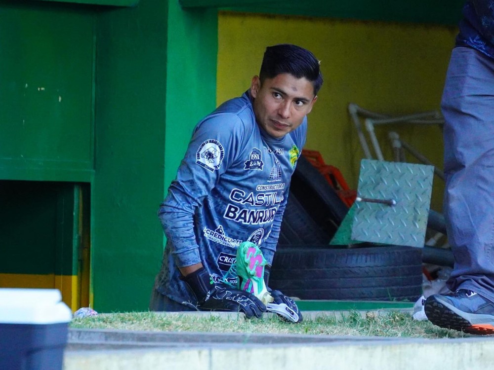 Estuardo Sicán es baja para la X por una lesión