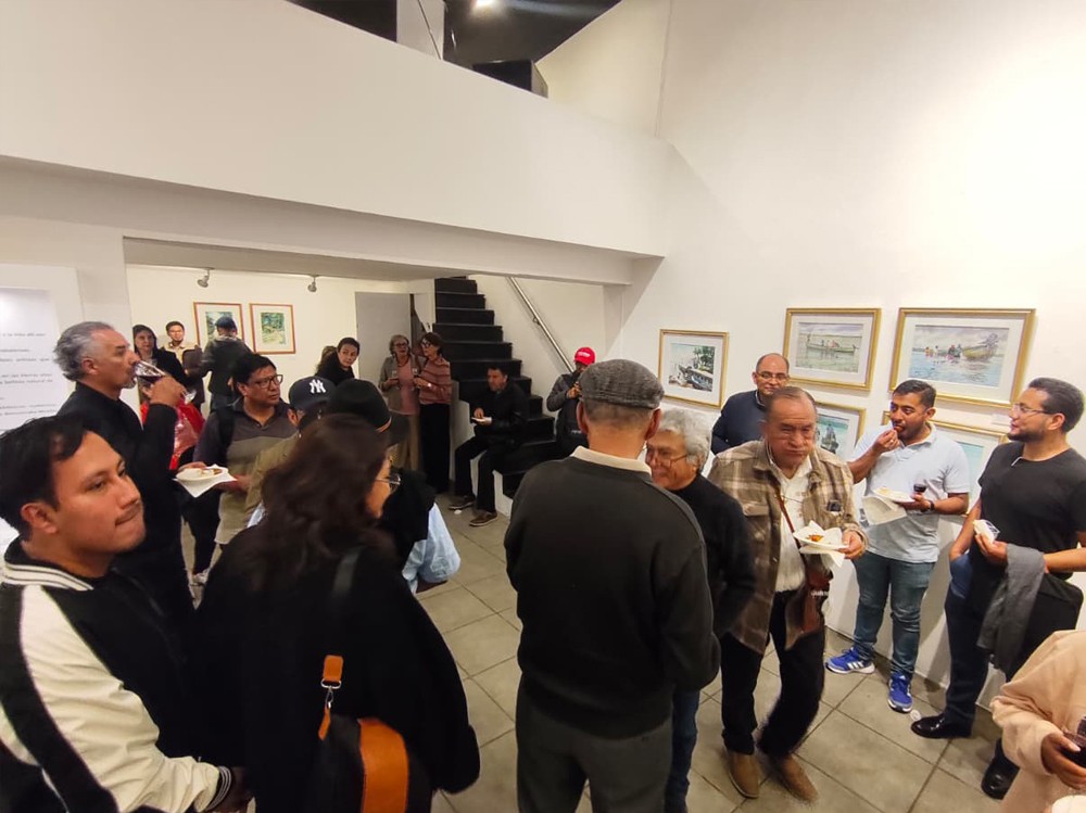 Exposición “El Otro Lado” reúne a artistas de Izabal en Quetzaltenango