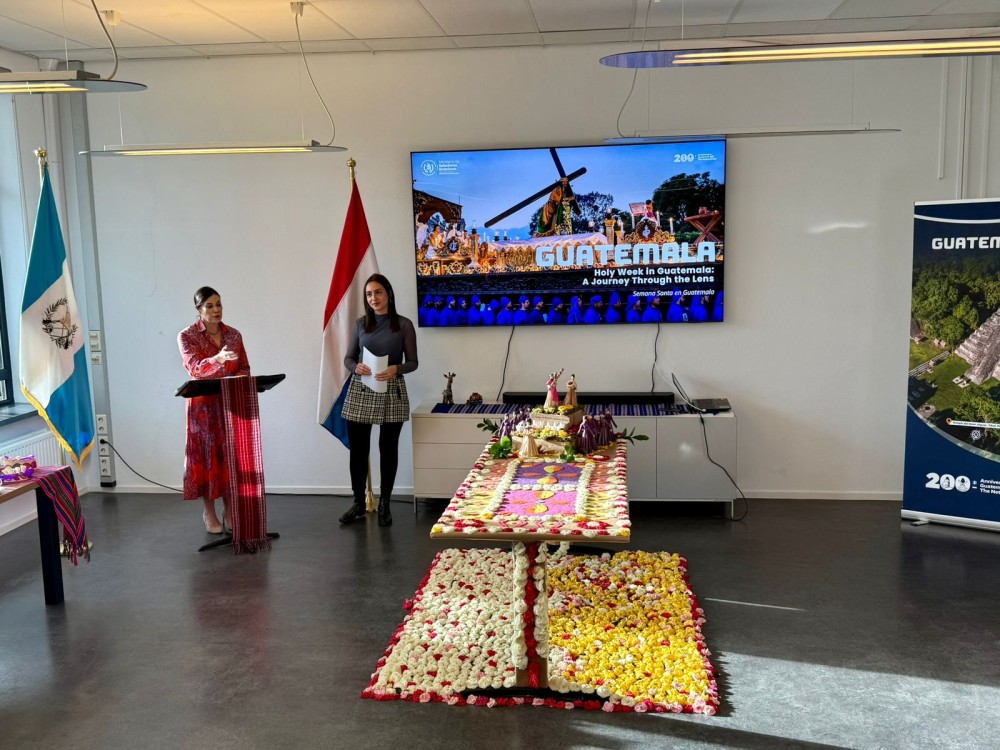 Exposición fotográfica en Países Bajos muestra cómo se vive la Semana Santa guatemalteca