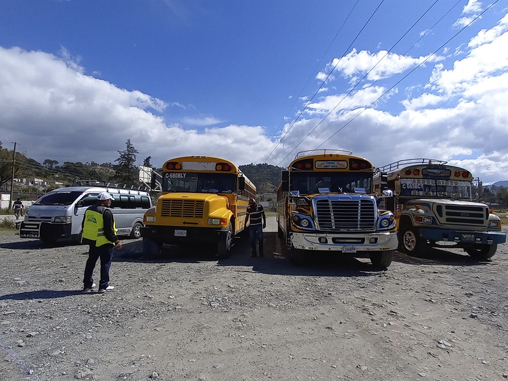 Falta de combustible originará paralización del servicio de transporte