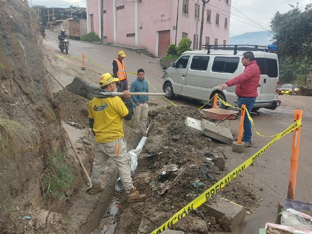 Falta de planificación por construcción de paso a desnivel genera problemas a vecinos
