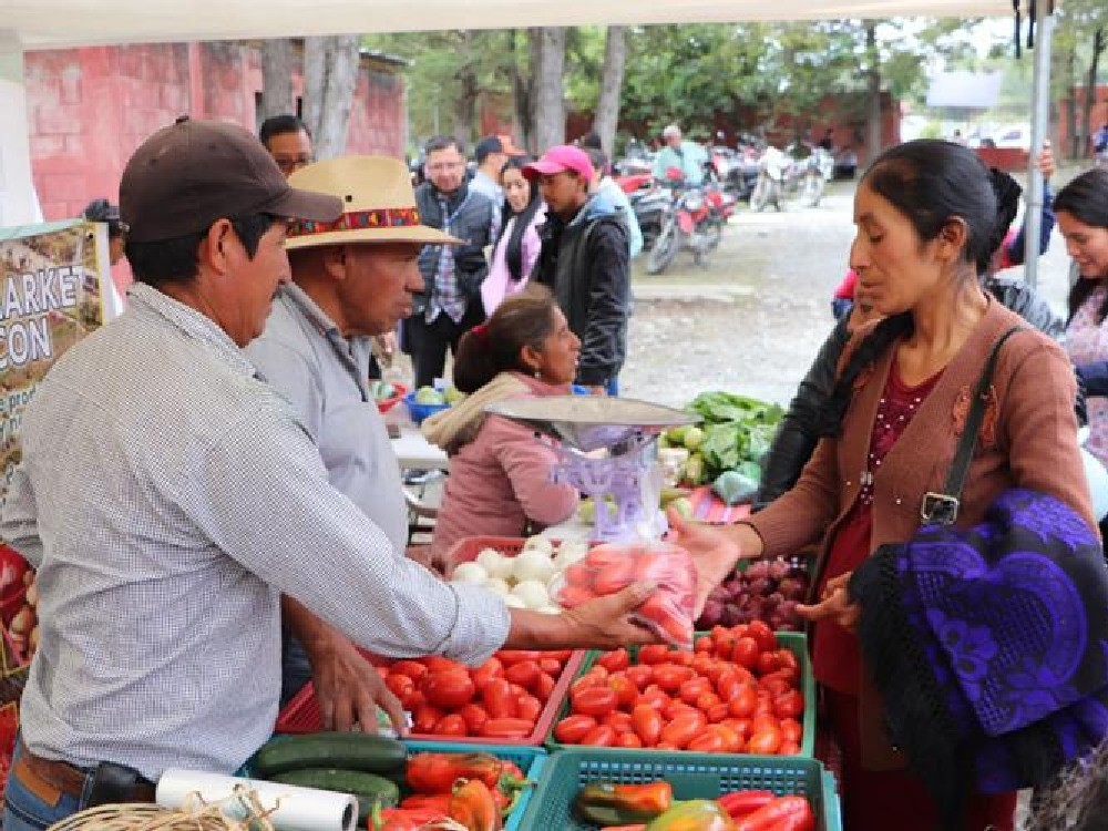 Feria del Agricultor llega a los municipios de Huehuetenango