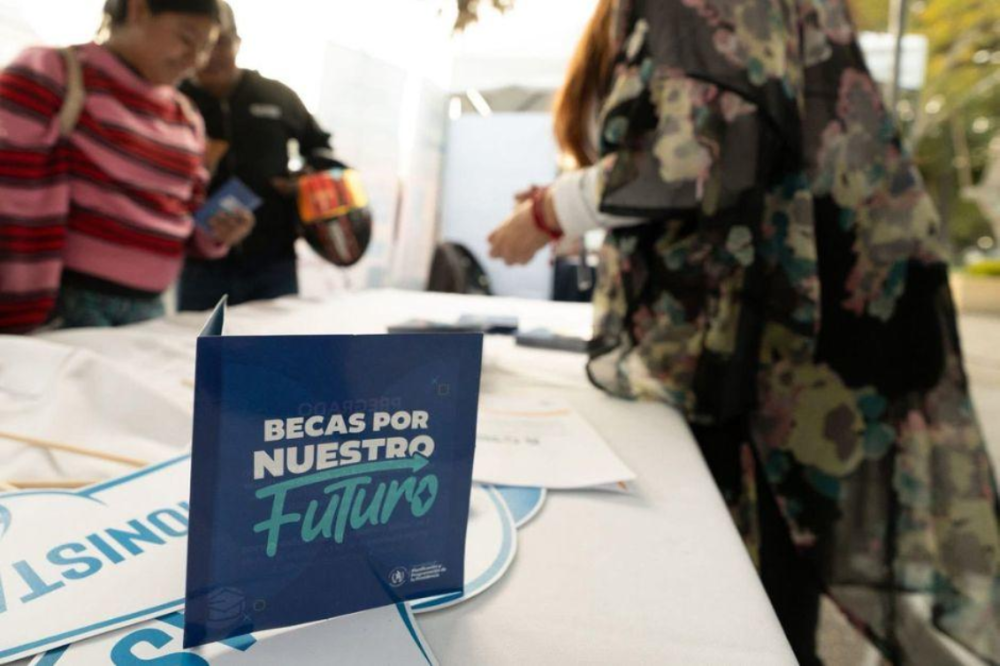 Fondo Nacional de Becas, una oportunidad para que los jóvenes puedan continuar con su formación y ampliar sus posibilidades profesionales