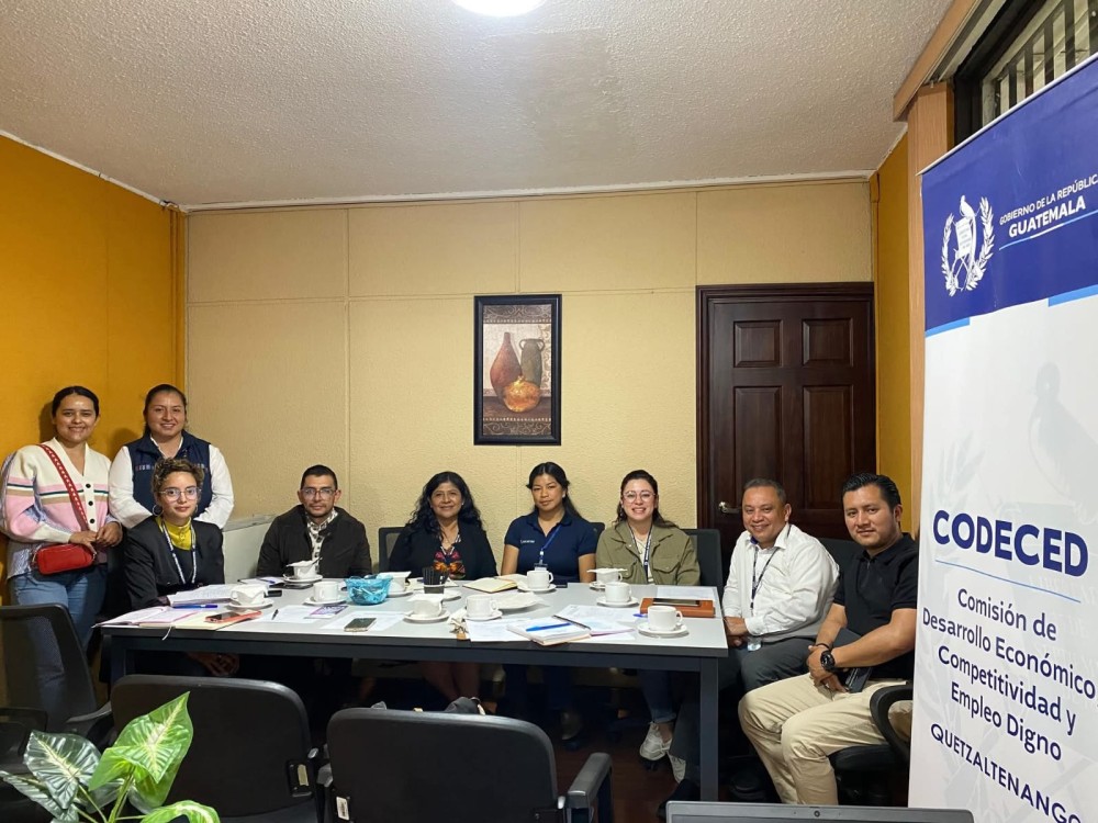 Fortalecen competitividad y el empleo digno en Quetzaltenango