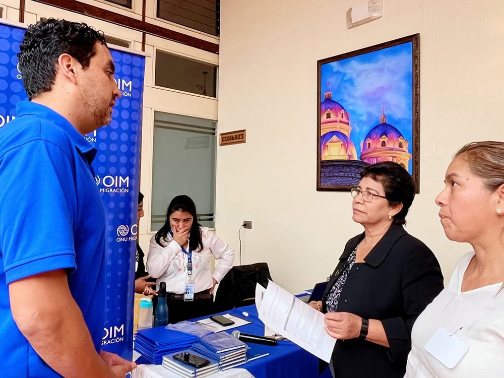Fortalecen coordinación para apoyar a migrantes retornados en Quetzaltenango