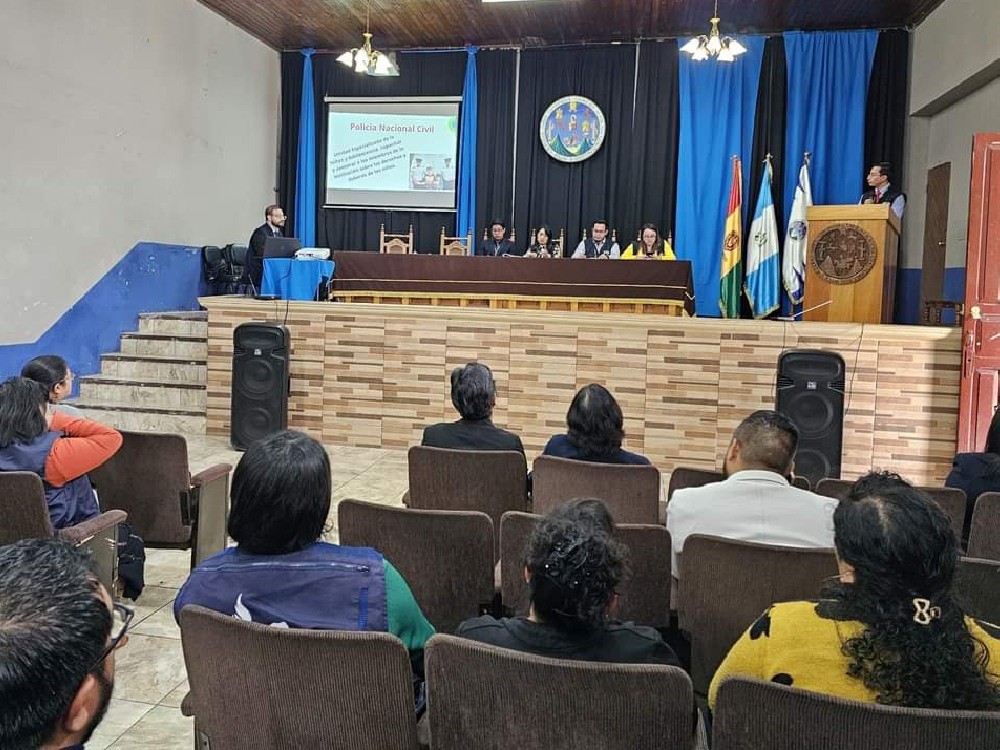 Fortalecen protección integral de la niñez y adolescencia en el contexto institucional