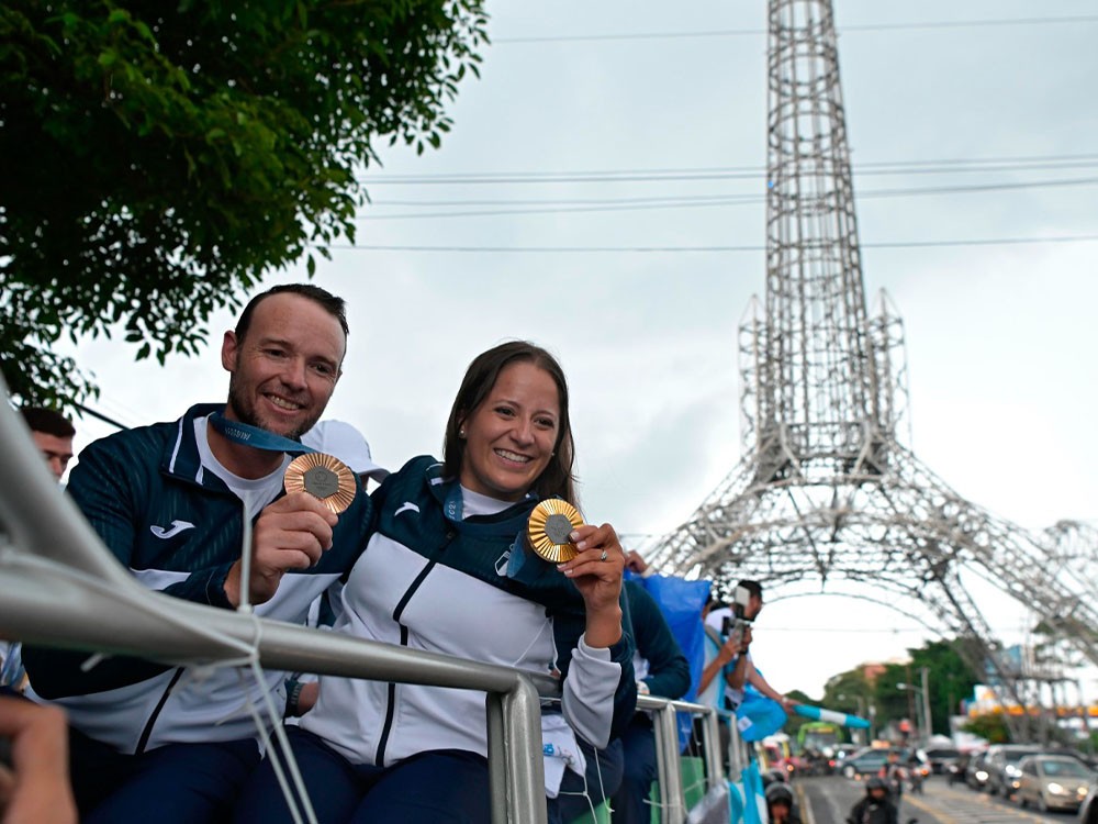 Fotos: atletas guatemaltecos que sobresalieron en París regresan a su tierra natal 