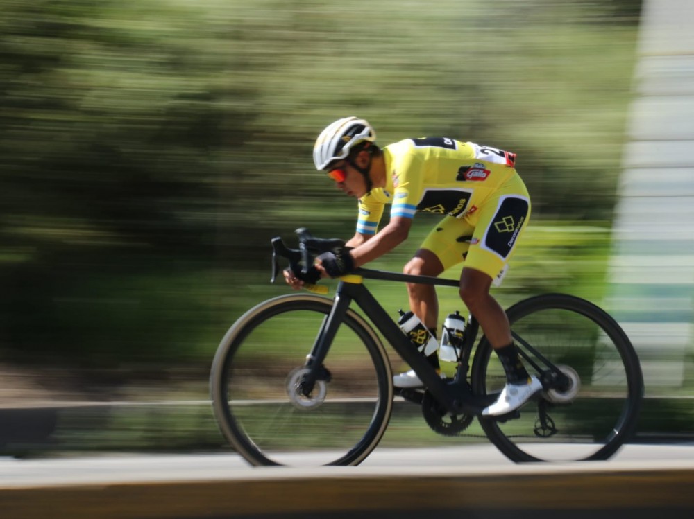 Gerson Toc acaricia el título de Campeón de la Vuelta a Guatemala