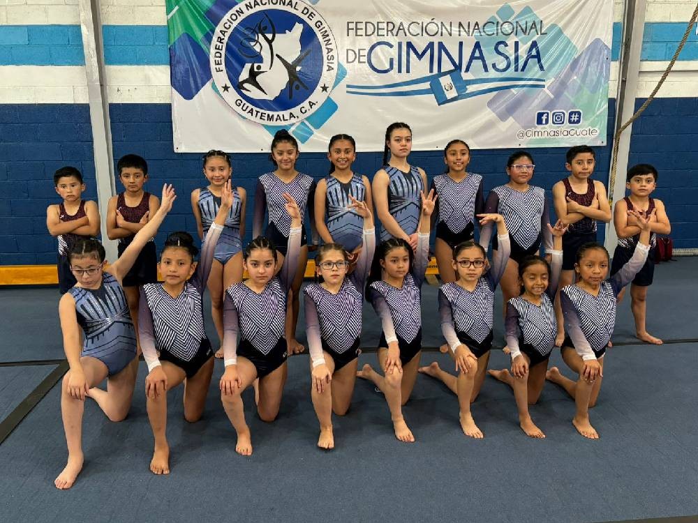 Gimnastas quetzaltecos están listos para competir en Estados Unidos