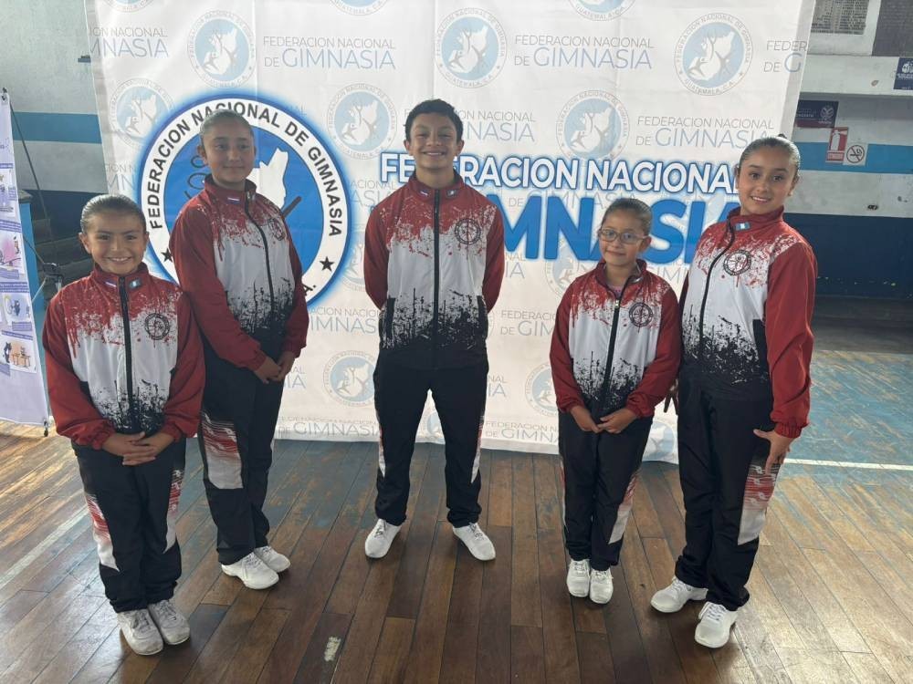 Gimnastas quetzaltecos representarán al país en Uruguay