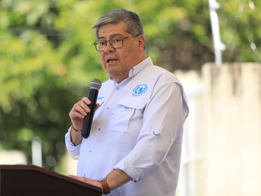 Gobernación se pronuncia por la compra de 10 mil armas para la PNC