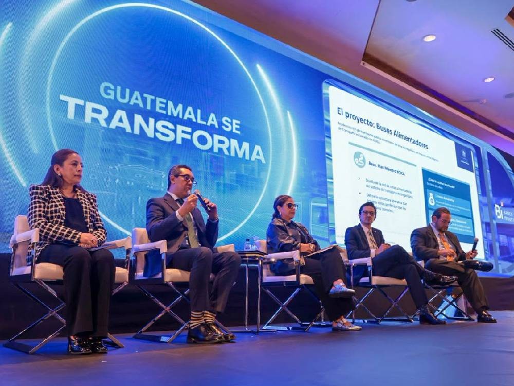Gobierno impulsa 13 proyectos viales en el área metropolitana para mejorar la movilidad