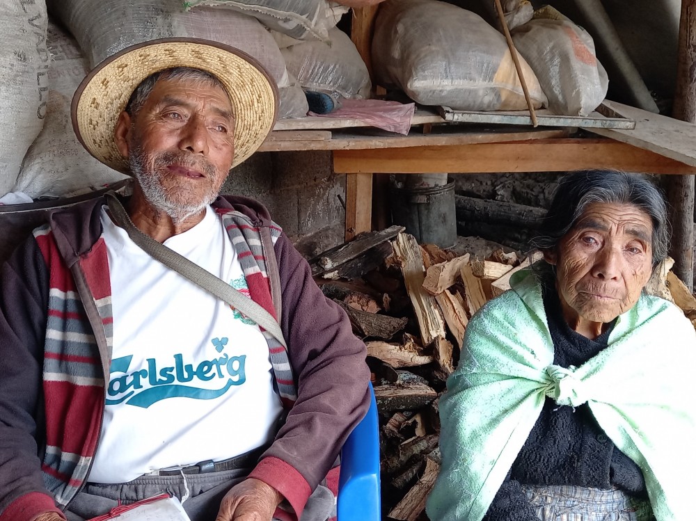  Guardianes del cementerio por más de 50 años