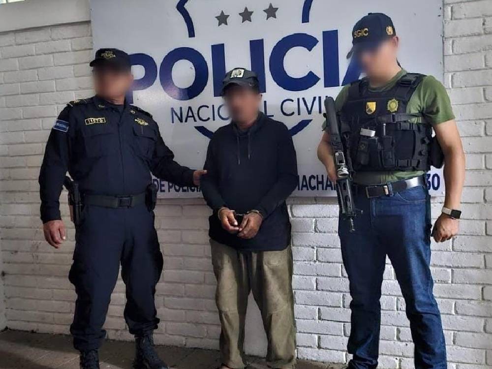Guatemala expulsa hacia El Salvador a supuesto integrante de la pandilla barrio 18
