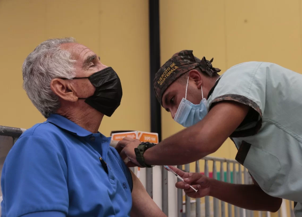 Habilitan nueva plataforma para consultar puestos de vacunación contra Covid-19