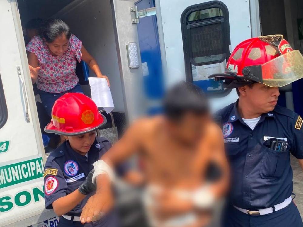 Hombre sufre quemaduras de primer y segundo grado cuando quemaba basura en su vivienda
