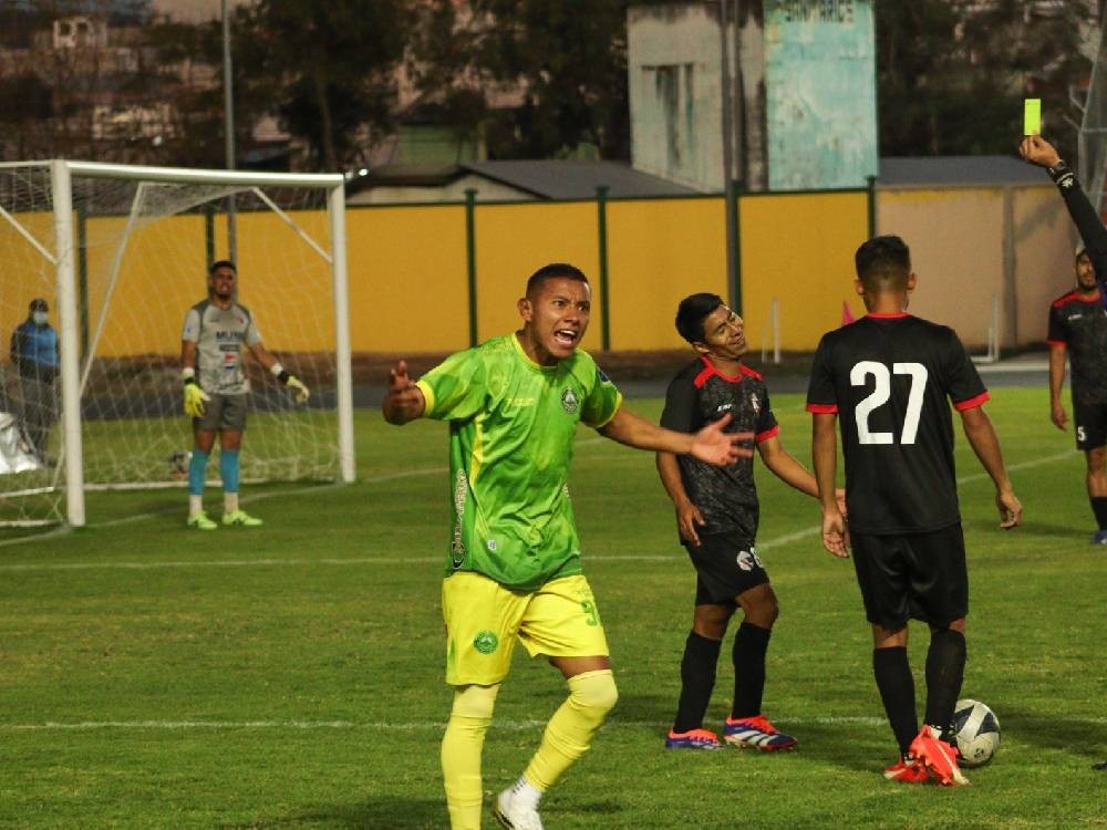 Huehuetecos empata y mantiene el liderato 