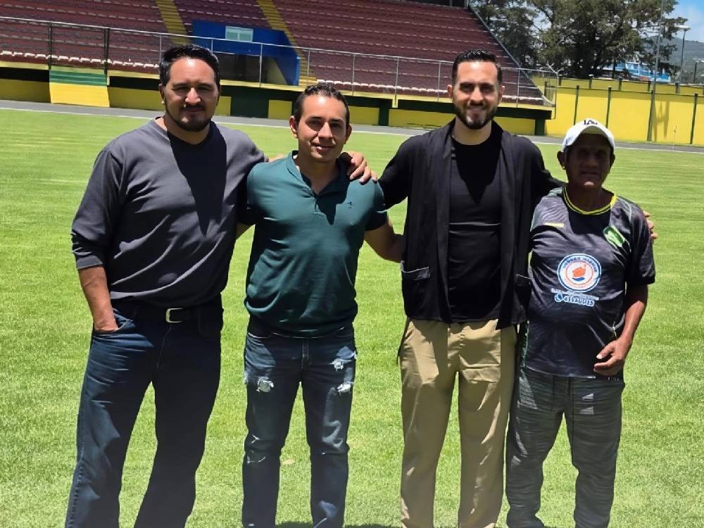 Huehuetecos FC se inscribe en la primera división y designa a mexicanos para liderar el cuerpo técnico 