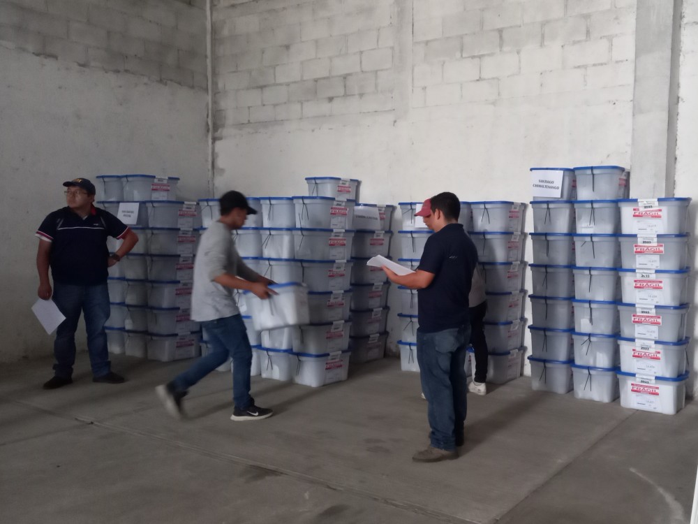 Huehuetenango es uno de los primeros departamentos en recibir insumos electorales 