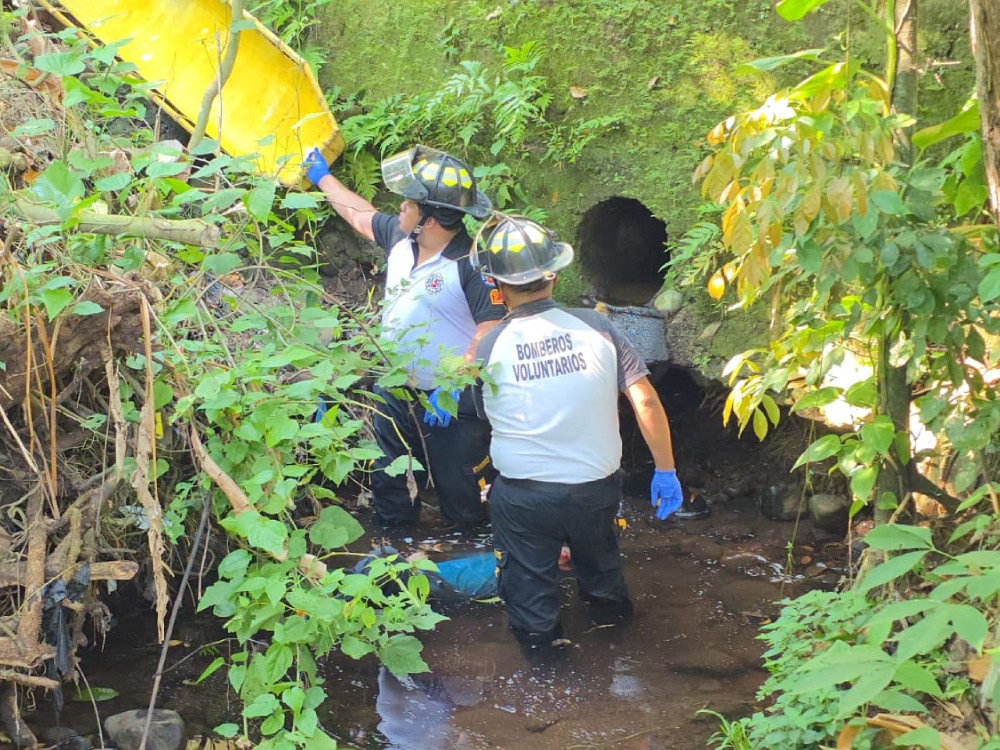Identifican a hombre que fue localizado sin vida en un riachuelo en San José El Ídolo