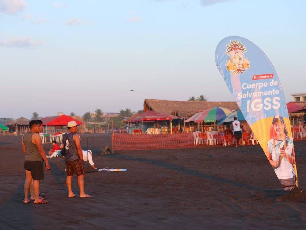 IGSS desplegará 110 rescatistas del Cuerpo de Salvamento durante la Semana Santa 2026