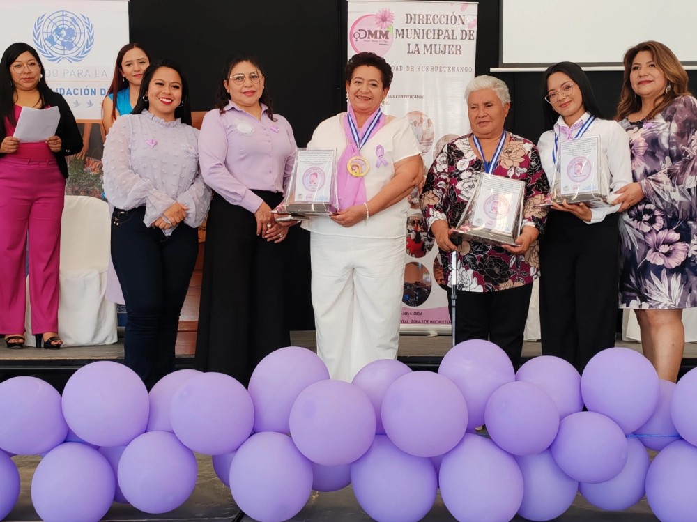 Impulsan la equidad en distintos campos