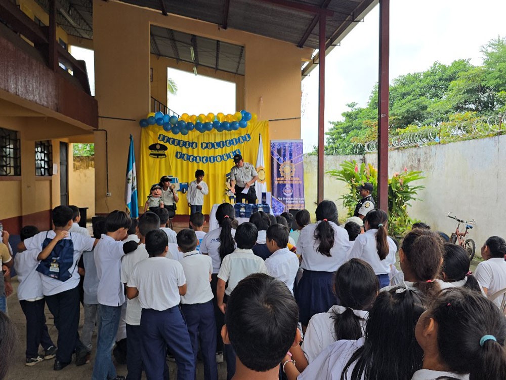 Inauguran escuela policial de vacaciones 2024 en Suchitepéquez 