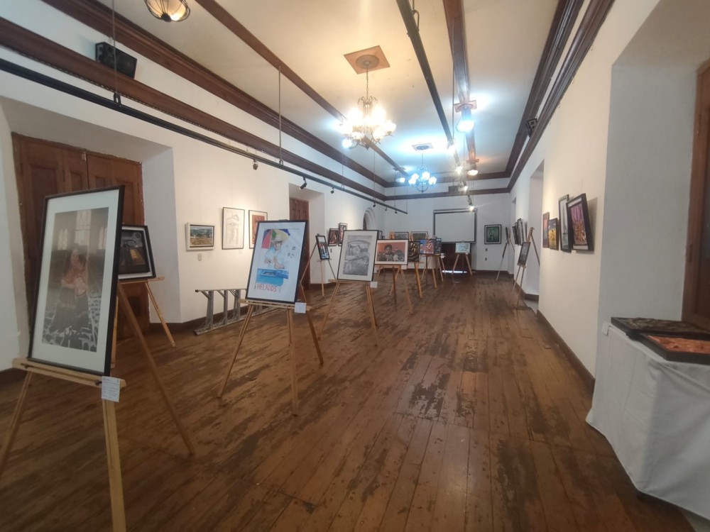 Inauguran exposición “Impresiones quetzaltecas” en Casa No’j