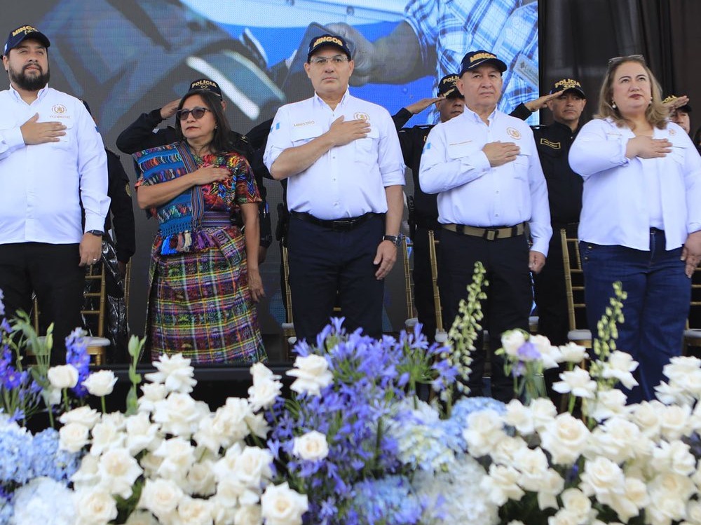 Inauguran remozamiento de sedes policiales en Tecpán, Chimaltenango