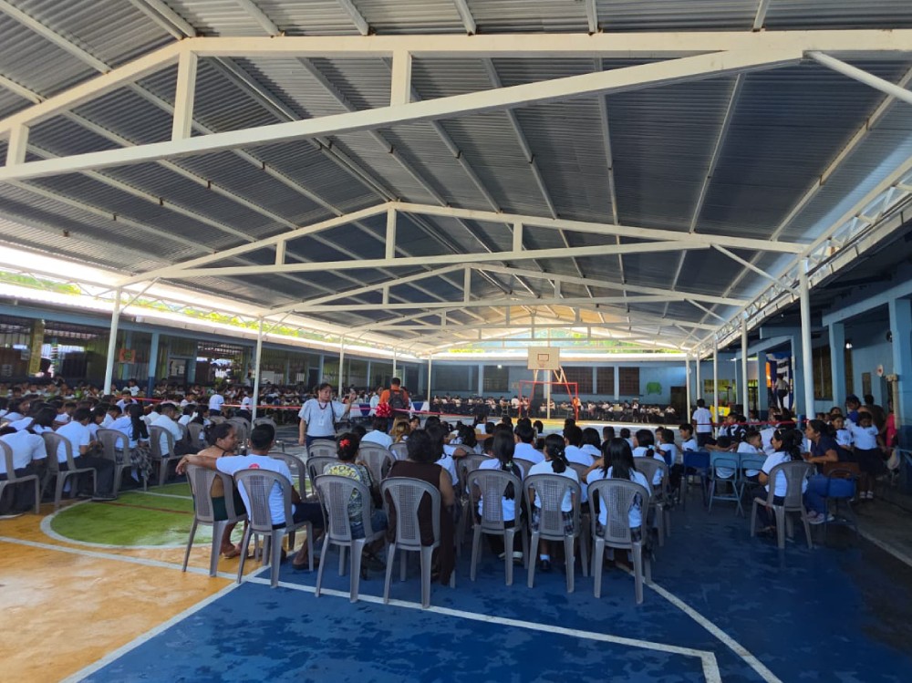 Inauguran techado en la Escuela de Cantón Chacalté Aparicio tras 60 años de espera