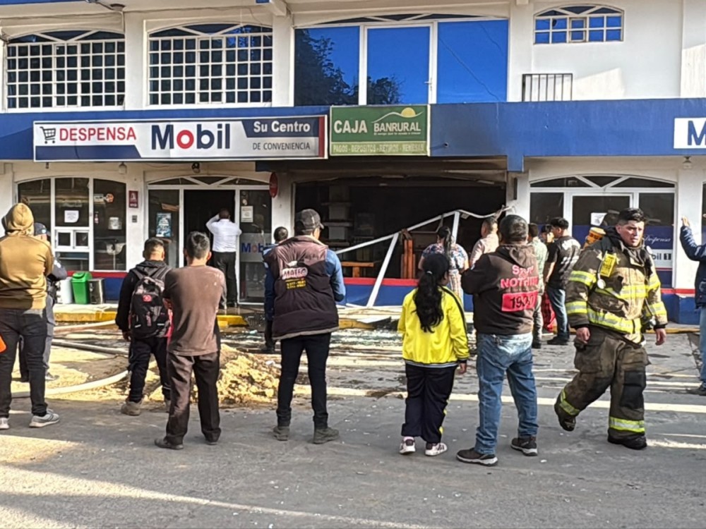 Incendio estructural provoca pérdidas superiores al medio millón de quetzales