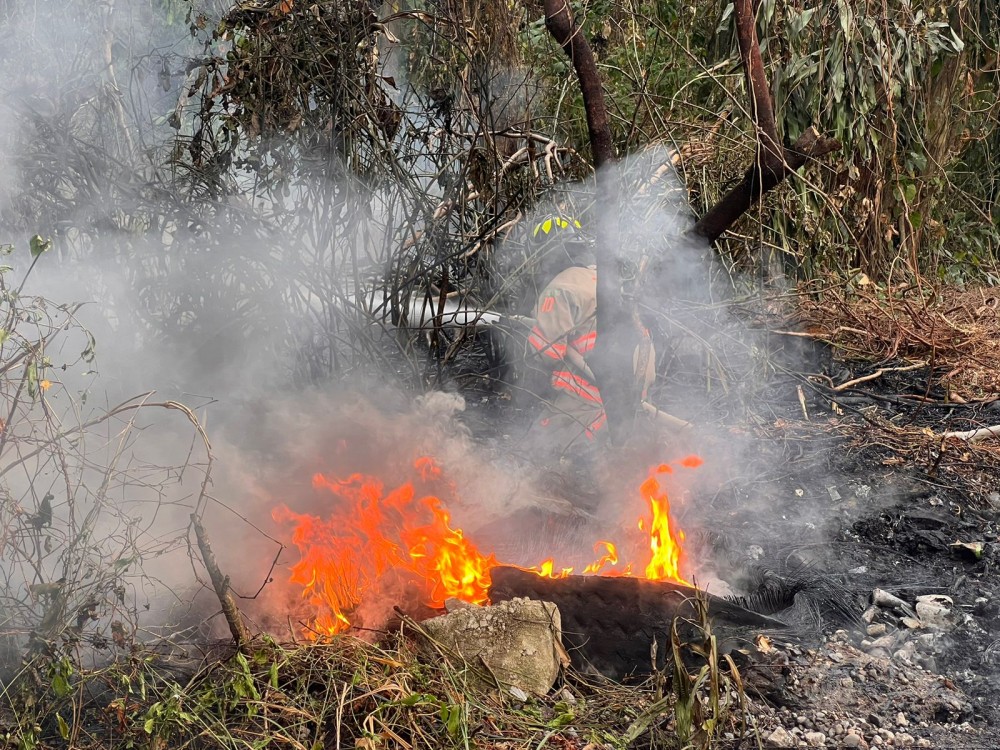 Incendio forestal causa contaminación ambiental en Mazatenango