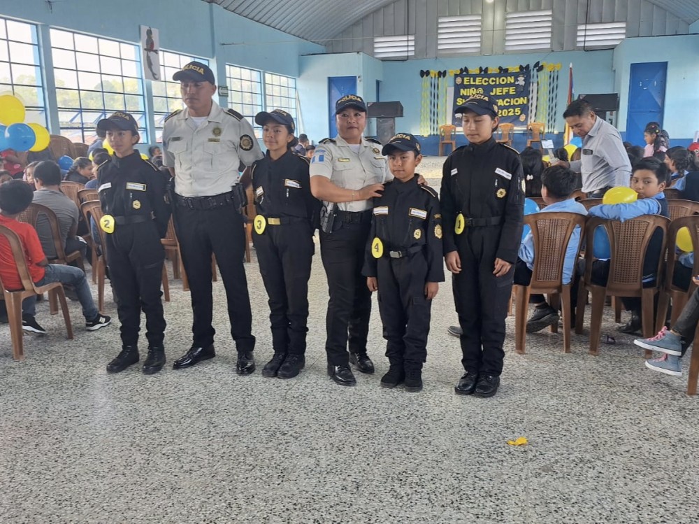 Inician  elección de niño y niña jefe de subestación policial